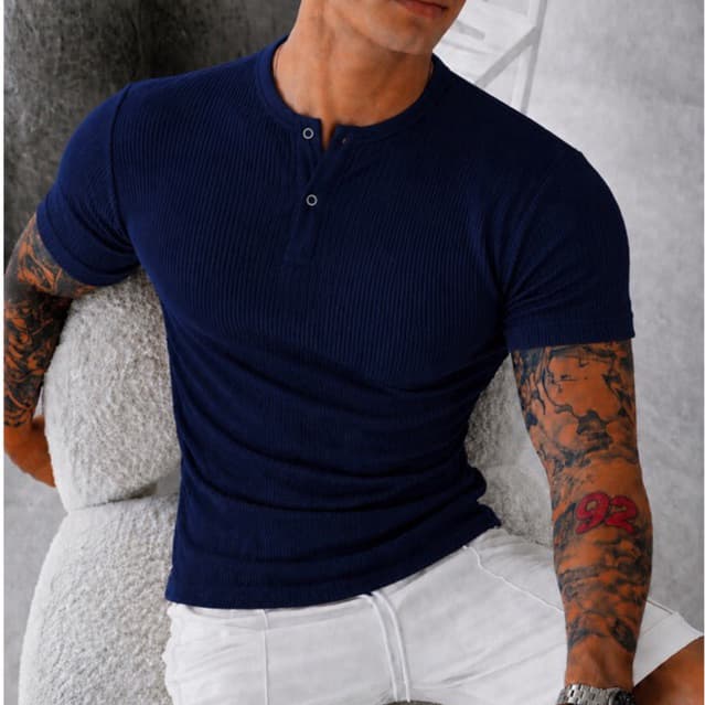 Camiseta Masculina Gola Henley Canelada Slim Fit Premium Manga Curta Básica Casual