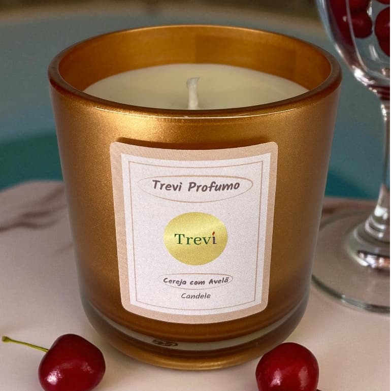 Vela Aromática Cereja com Avelã – Doce, Cremosa e Aconchegante | Trevi Velas - Vela Vegana Perfumada