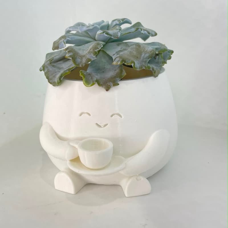 Vaso Cachepot Decorativo Porta Planta Bonequinho com Xícara em PLA | Decoração Fofa para Suculentas e Cactos