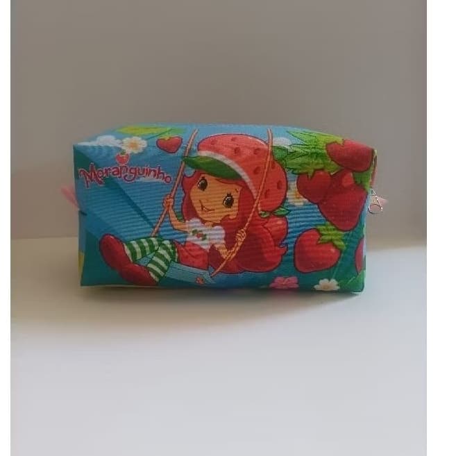Necessaire Estojo Multiuso Personagens moranguinho....