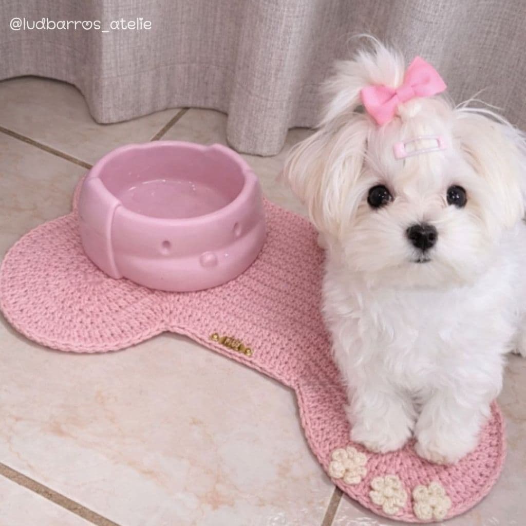 Tapete para Pet ossinho em crochê para pet /Americano em crochê para cachorros e gatos/ tapete pet rosa