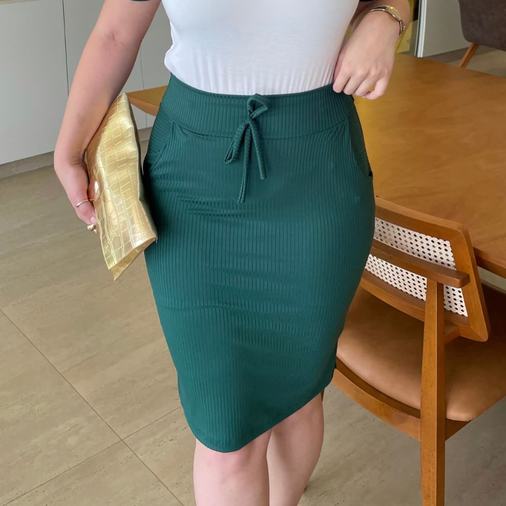 Saia Feminina Midi Canelada  com Bolso e Amarração