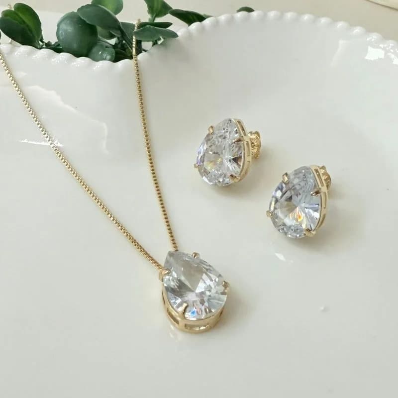 Conjunto Gota Colar e Brinco Folheado a  Ouro18k e Prata925
