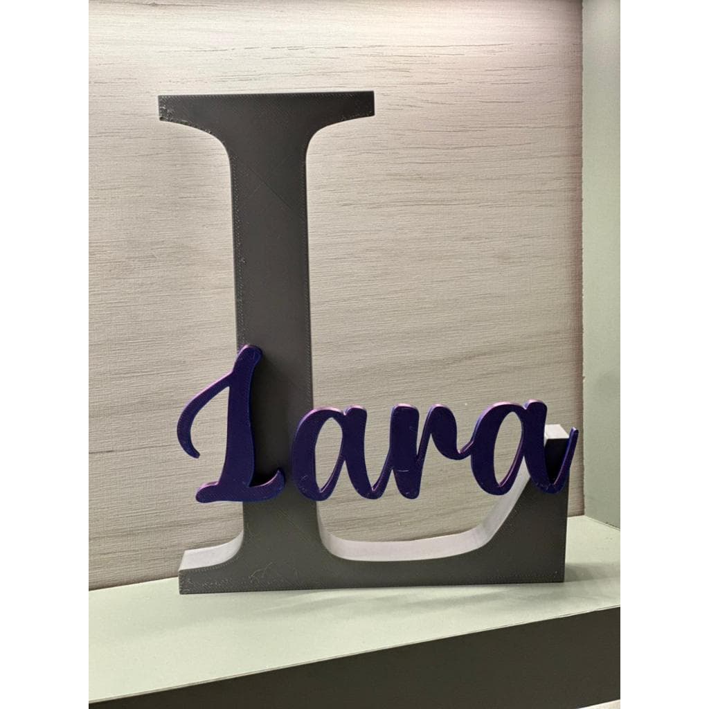 Letra Decorativa com Nome Personalizado 3D | 15x15cm | Presente Único | Efeito Premium que Muda de Cor