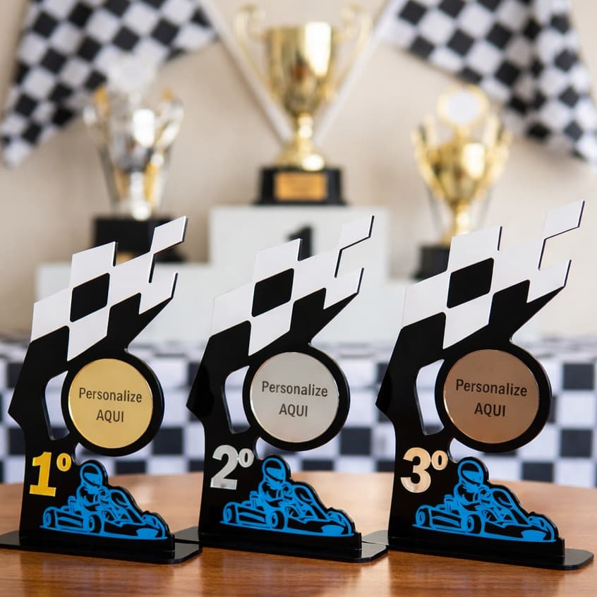 Kit Troféu De Kart Personalizado Em Acrílico Automobilismo Ideal Para Eventos De Corrida