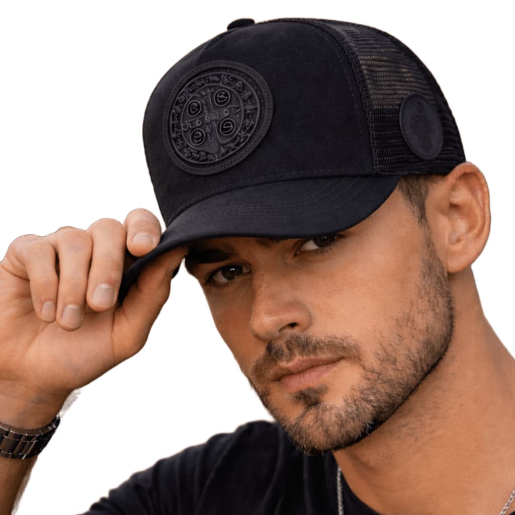 Boné Agro Country Medalha São Bento Masculino Feminino Preto Trucker Aba Curva Ajustável Premium