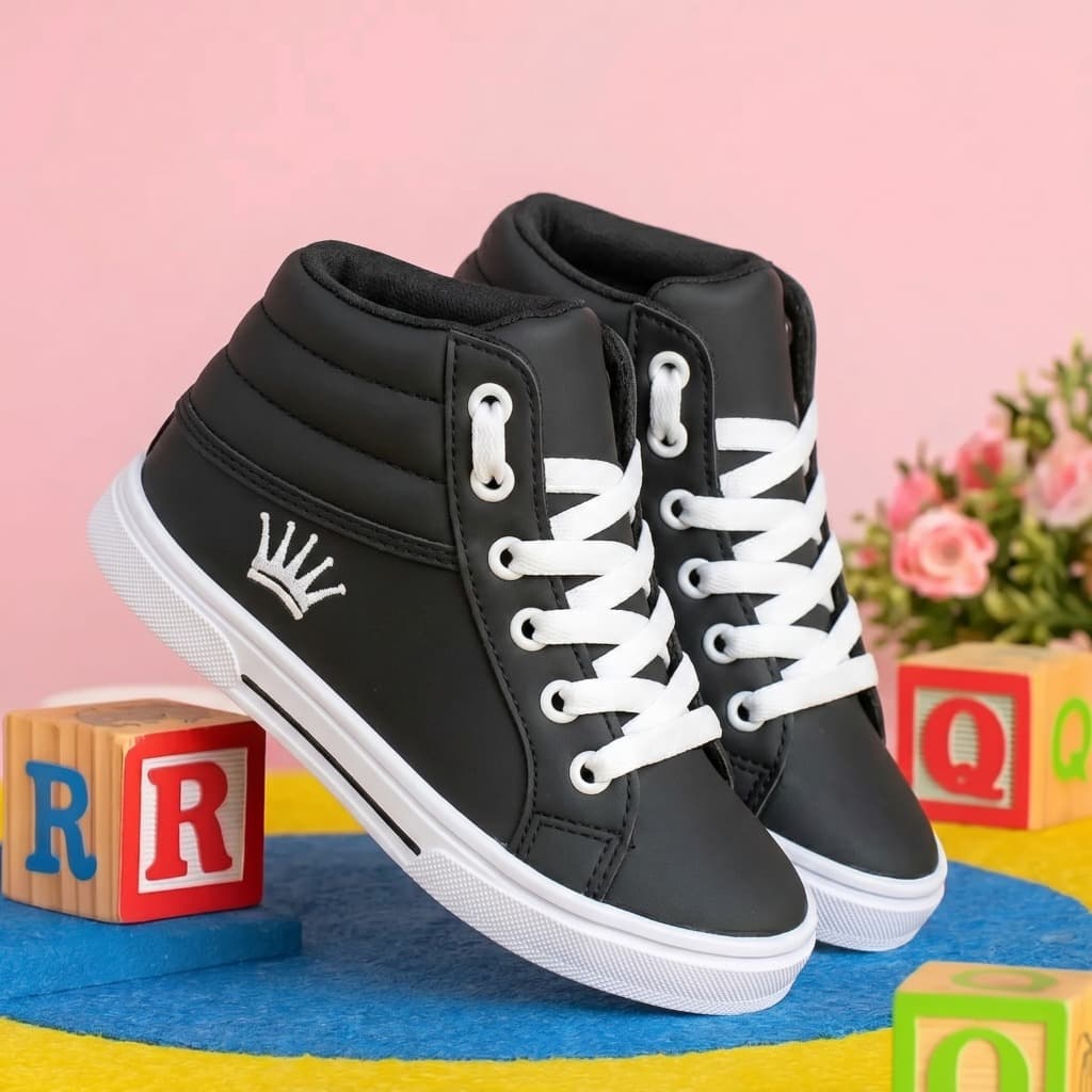 Tenis Cano Alto Infantil Masculino Casual Resistente e Atemporal 24 AO 33