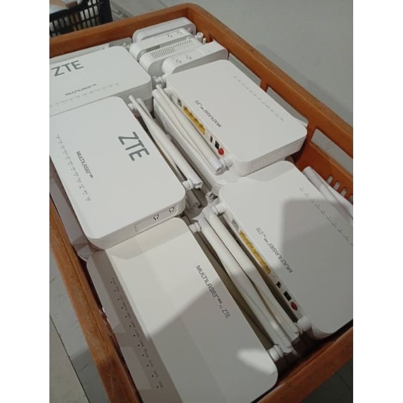 10 ONT ONU ZTE GPON ZXHN F670l v1 COM FONTES.