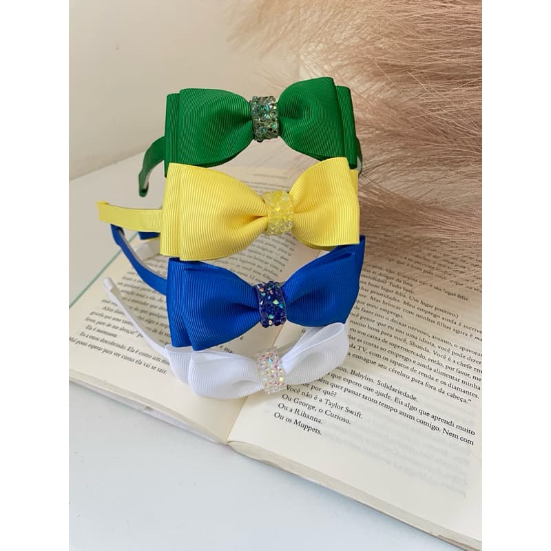 Tiaras e Arcos Infantil para meninas na cores verde amarelo azul e branco,  arcos flexiveis e fofo
