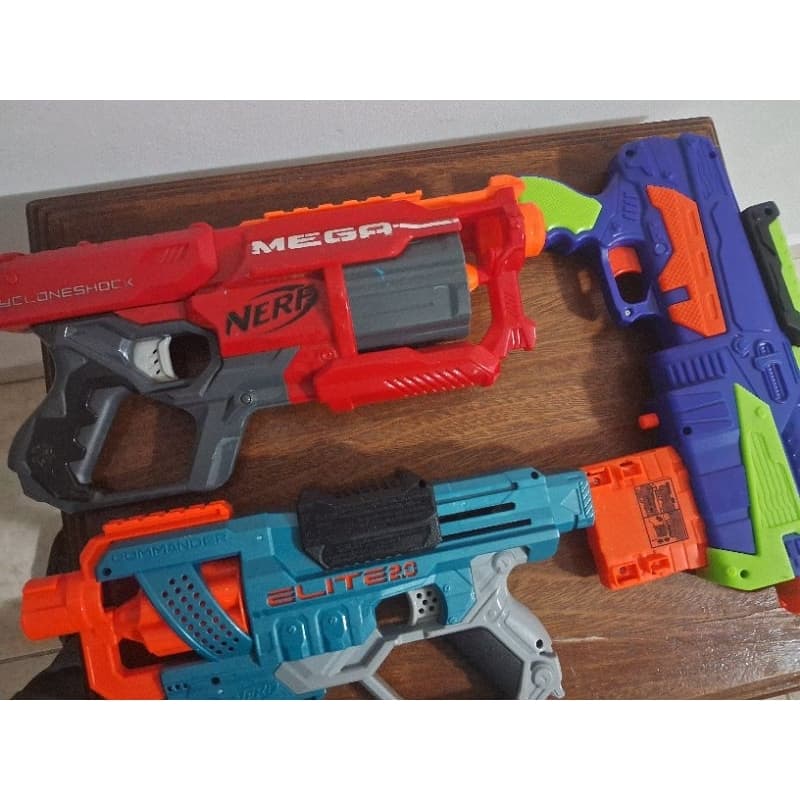 Lote de Brinquedos Pistolas Nerf  Usadas (Três)