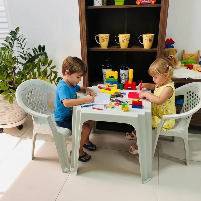 Kit de Mesa e Cadeira para crianças. Estudo, Alimentação, Lazer, Brinquedoteca. Escolher a variação!