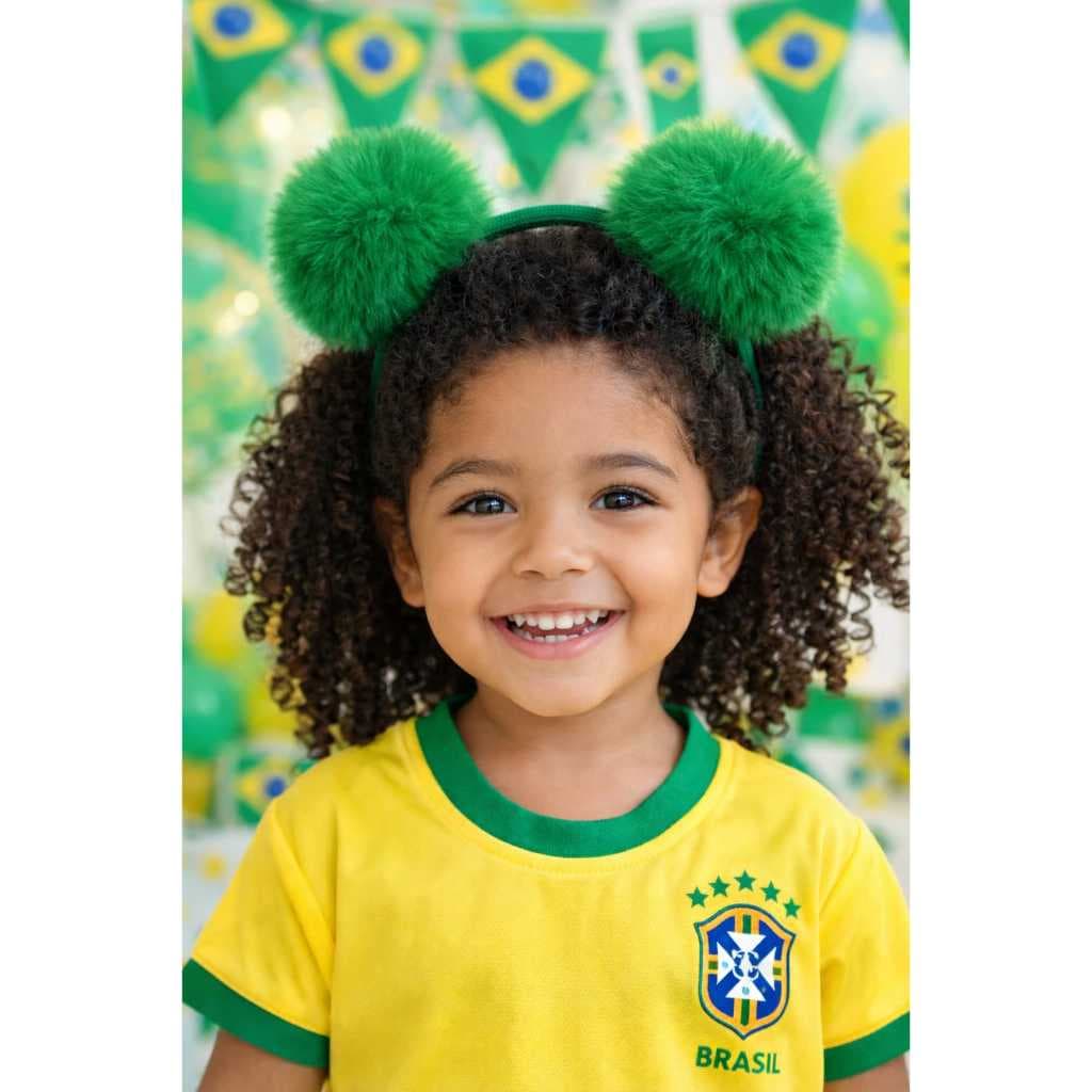 Tiara Pompom Infantil e Adulto Brasil Copa do Mundo Verde e Amarelo.
