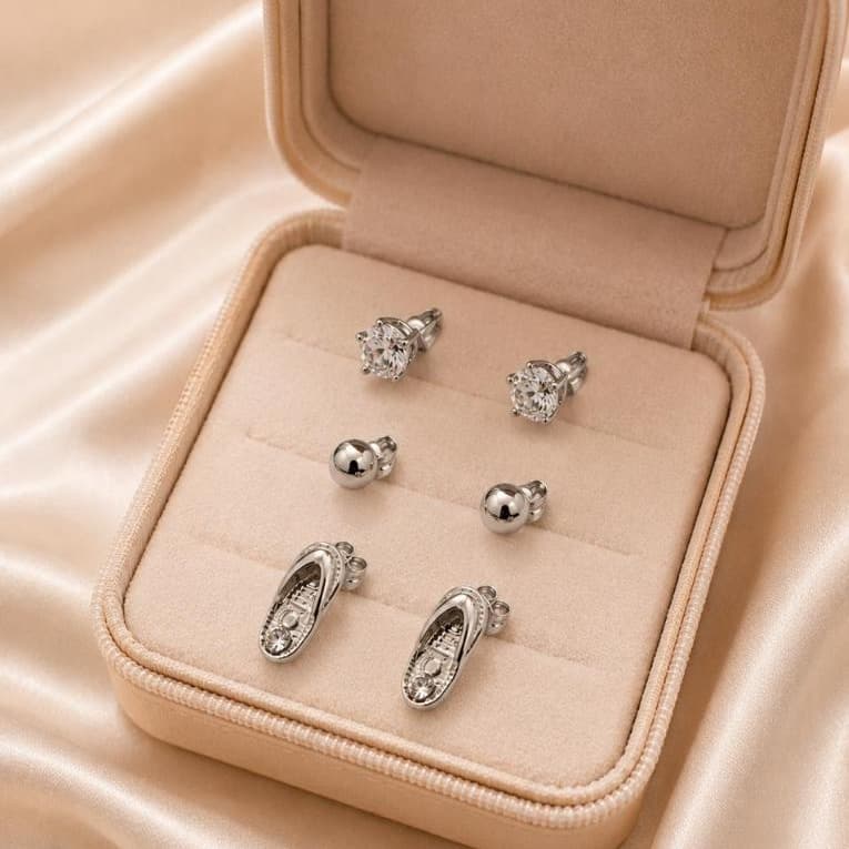 Brinco Trio Chinelinho e Strass Aço Inoxidável Antialérgico