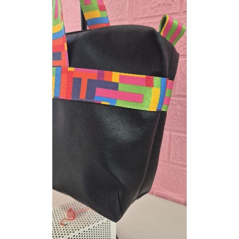 Bolsa feminina de mão e ombro em tecido de couro sintético últimas peças