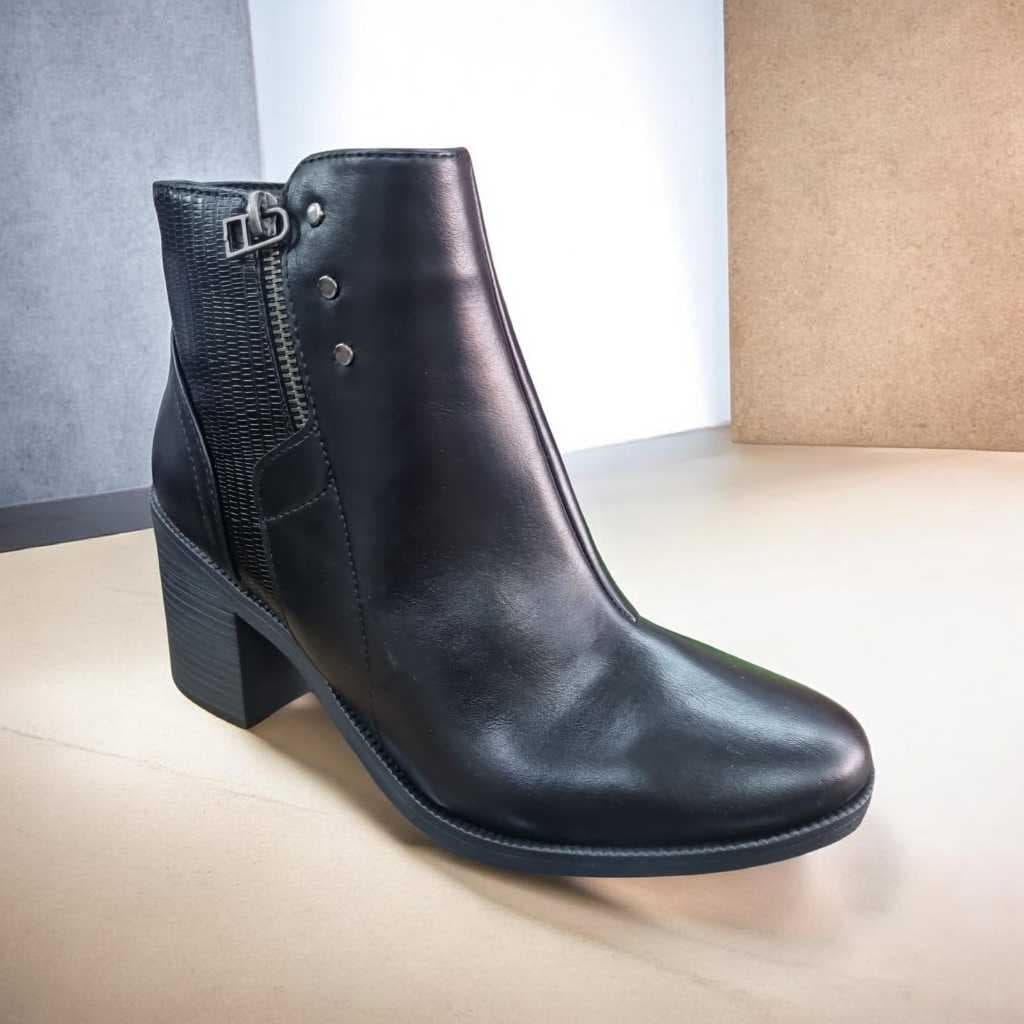 Bota Ramarim Comfortflex Couro Cano Curto