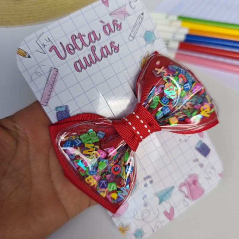 Laço infantil escolar. Laço médio para meninas