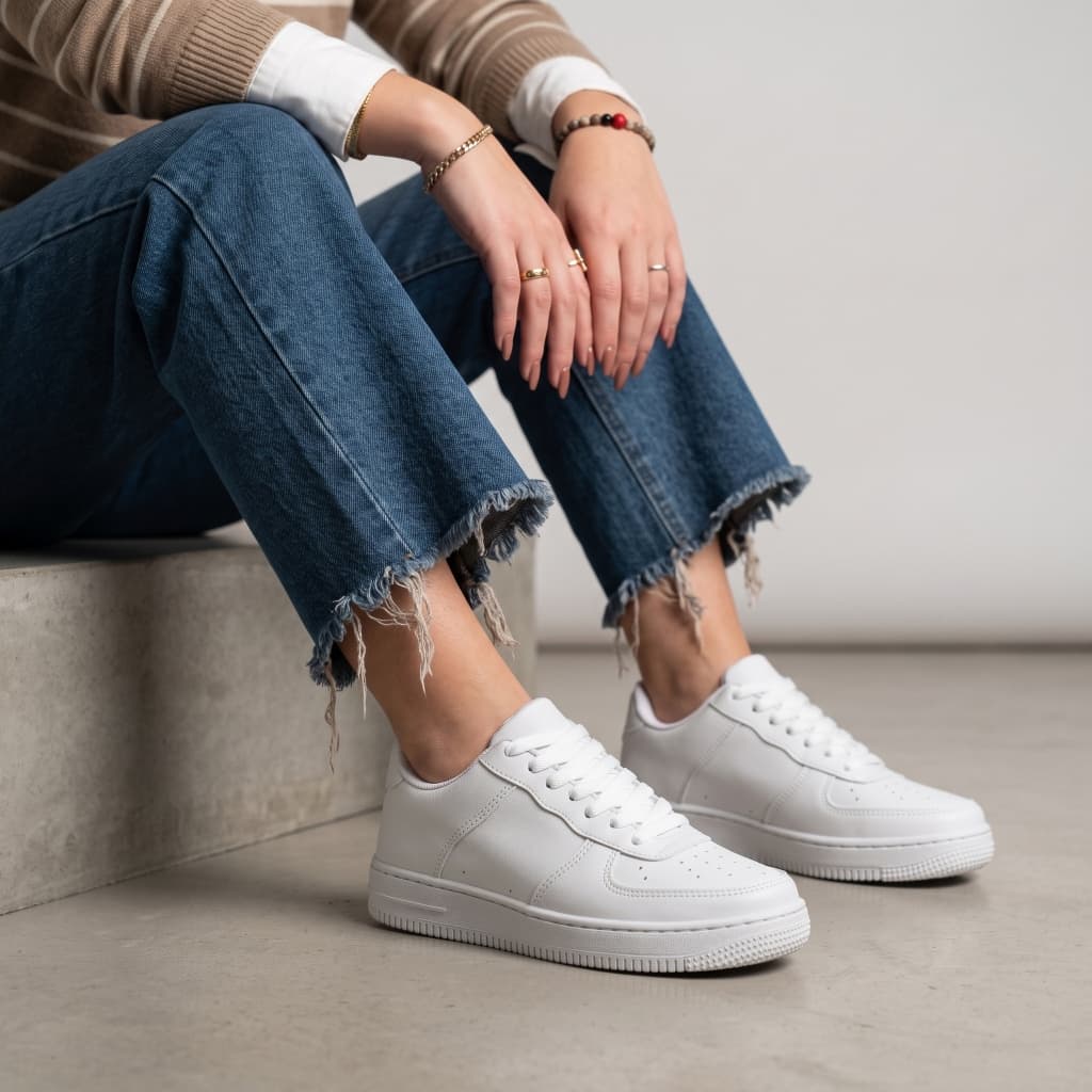 Tenis Sapato Feminino Casual Force Branco Retrô Clássico Original Leve e Confortável Anti Derrapante