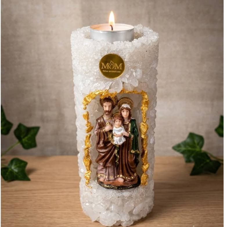 Vela Gruta Sagrada Família Artesanal + 4 Refis • Cera Ecomix - Pedra de Quartzo- Decoração Religiosa