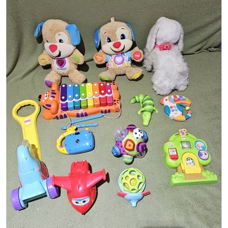 Lote de Brinquedos Infantis Variados (12 itens)