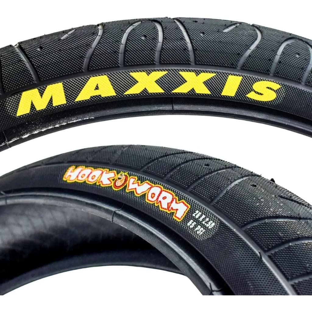 Pneu Bike Maxxis Hookworm Aro 26 2.50 Slick Fr Dirt Wheeling Preto