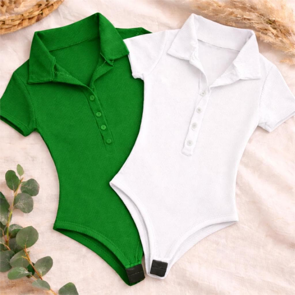 Kit 2 Body Feminino Canelado Gola Polo Manga Curta com Botões Moda Casual Tendência