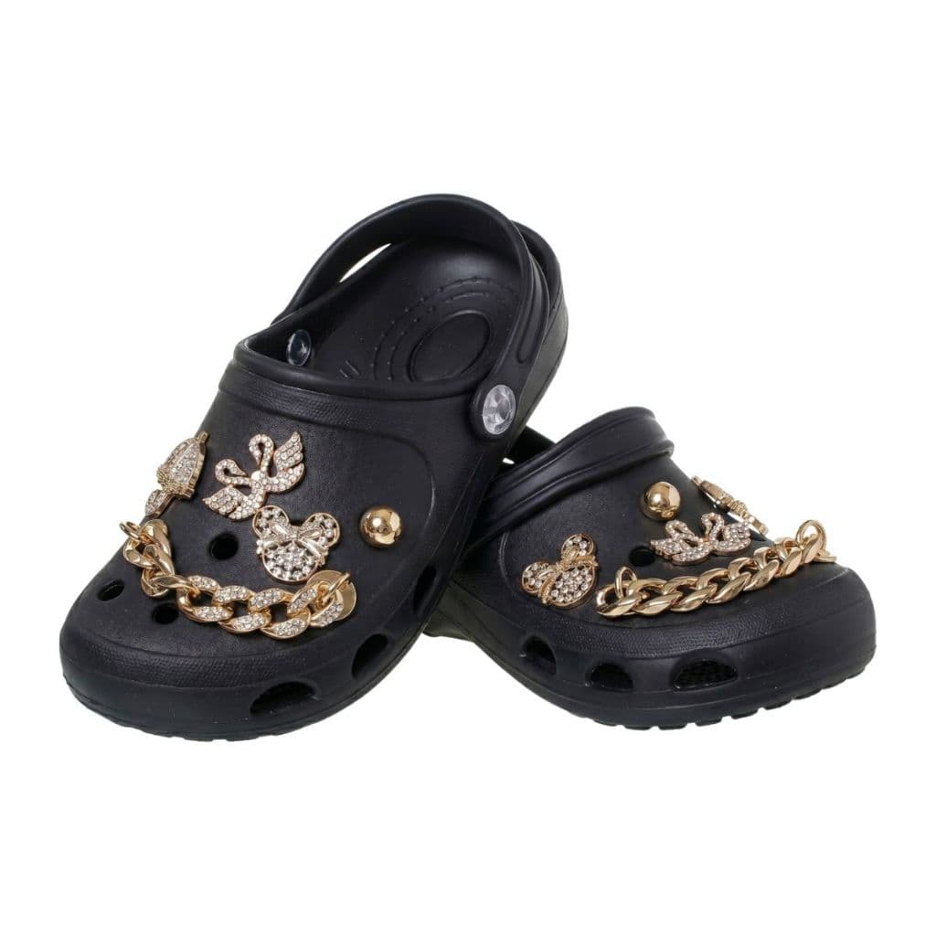Babuche Infantil com Pins Apliques Exclusivos Conforto Sandalia feminina