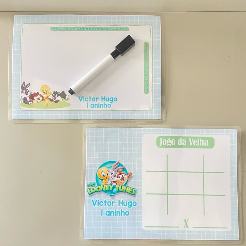 Lembrancinhas Lousa Mágica Com Caneta Apagavel No Tema Baby Looney Tunes Aniversario Envio imediato.
