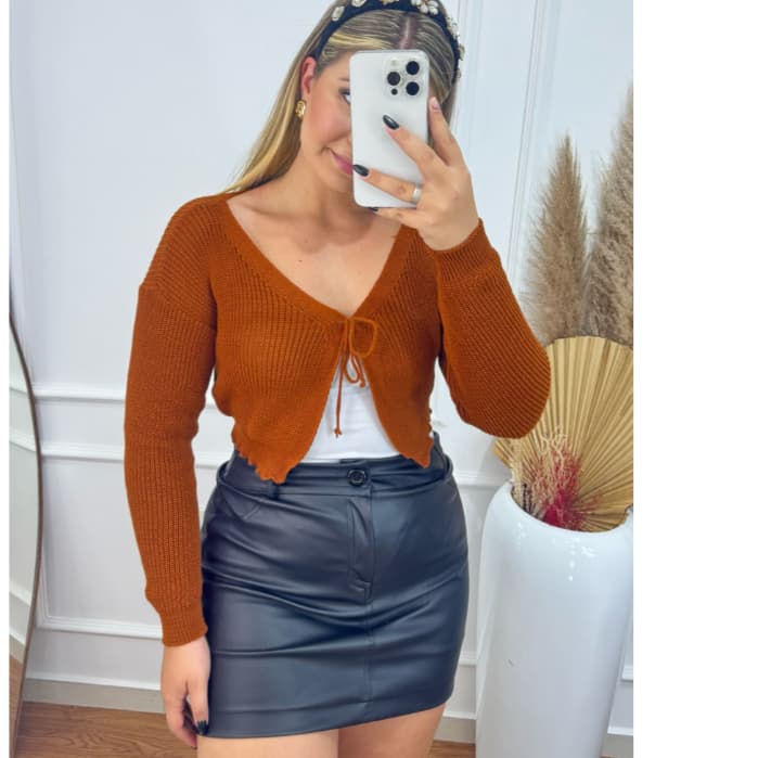 Casaco Feminino Curto de Tricot  Manga Longa,  Estiloso e Confortável Moda Outono e Inverno