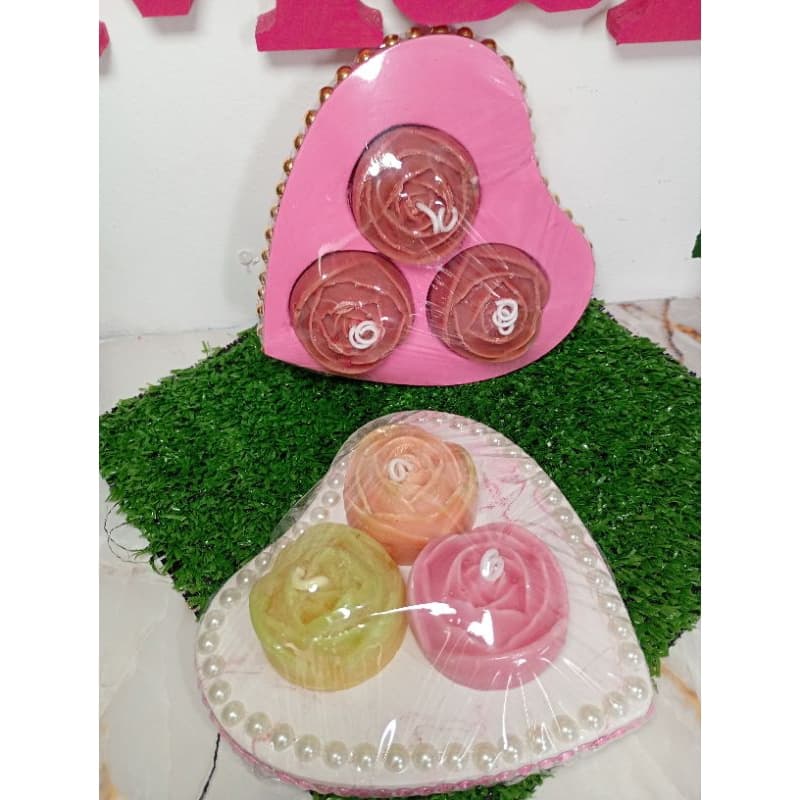 Velas aromáticas+bandeja de gesso formato de coração