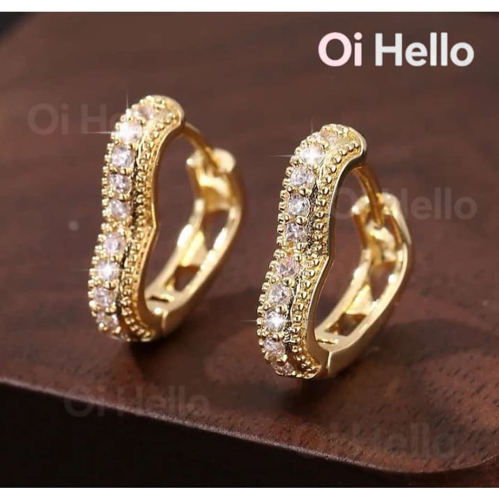 Trio de Brincos Argolinha Coração Cravejada 3 pares em ouro 18k