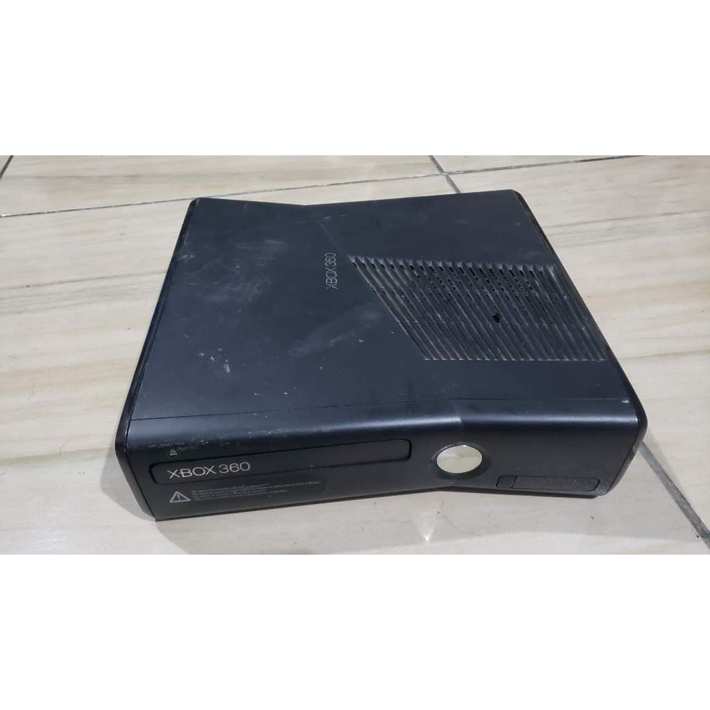 Xbox 360 Slim Ta Com Defeito, Liga Sem Imagem! J788