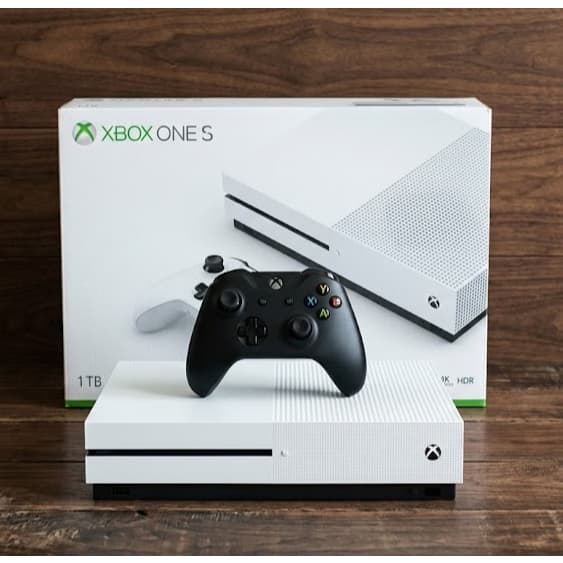 Video Game Xbox One S 1TB + 1 Controle SEM CAIXA - Semi novo