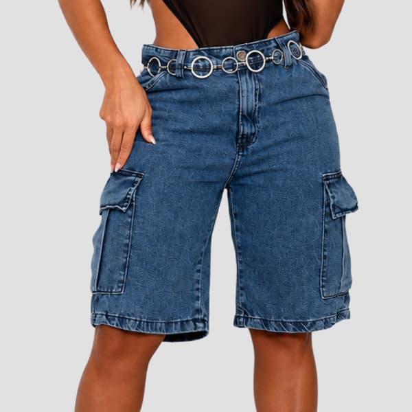 Bermuda Cargo Feminina Lavagem Media Cintura Alta Bolso Chapado Lateral Estilo Casual Atemporal
