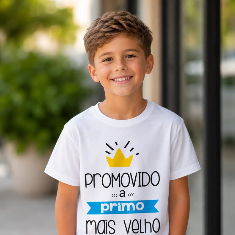 Camiseta infantil Menino Menina promovido a primo mais velho familia presente
