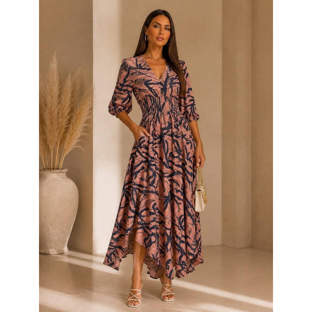 Vestido Neide Mullet em Malha Poliamida – Estampa Rosê e Azul-Marinho