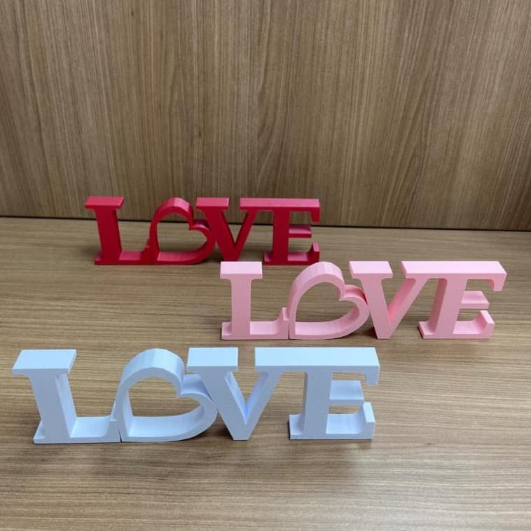 Enfeite Placa Love Decorativa Rosa Branco e Vermelho Decoração Sala e Quarto Enfeite Love Mesa Romântico