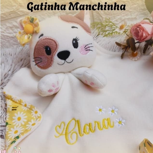 Naninha Gatinha Manchinha,nome bordado personalizado, porta chupeta opcional,naninha antialérgica.