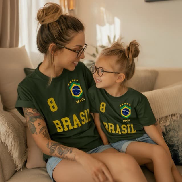 Camisas Tal Mãe Tal Filha Brasil | Kit Feminino e Infantil Algodão | Look Mãe e Filha Estampa Brazil N8 Verde