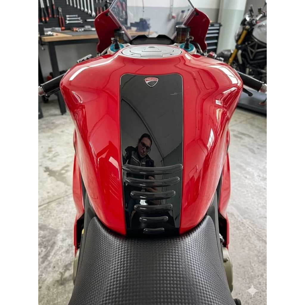 Kit Adesivo Protetor Tanque Moto Resinado + PPF Transparente Protetor Quina de Porta Carro