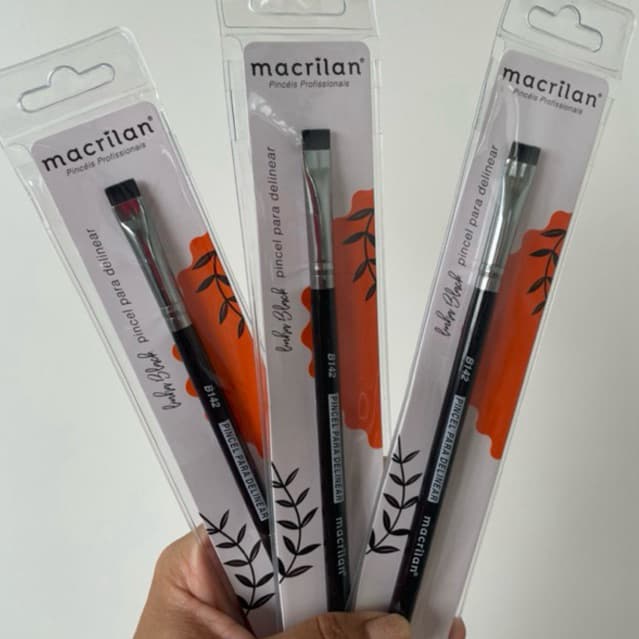 Pincel B142 profissional para delinear Macrilan – Linha B