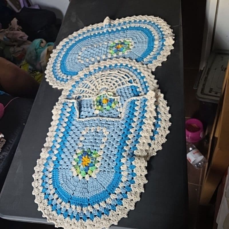 jogo de croché una flor, 9 cores cru, azul, claro e turqueza, mesclado verde, azul