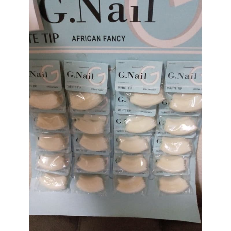 KIT/CARTELA COM 400 UNHAS POSTIÇAS (20 CONJUNTOS DE 20 UNHAS POSTIÇAS CADA CONJUNTO), (WHITE TIP)