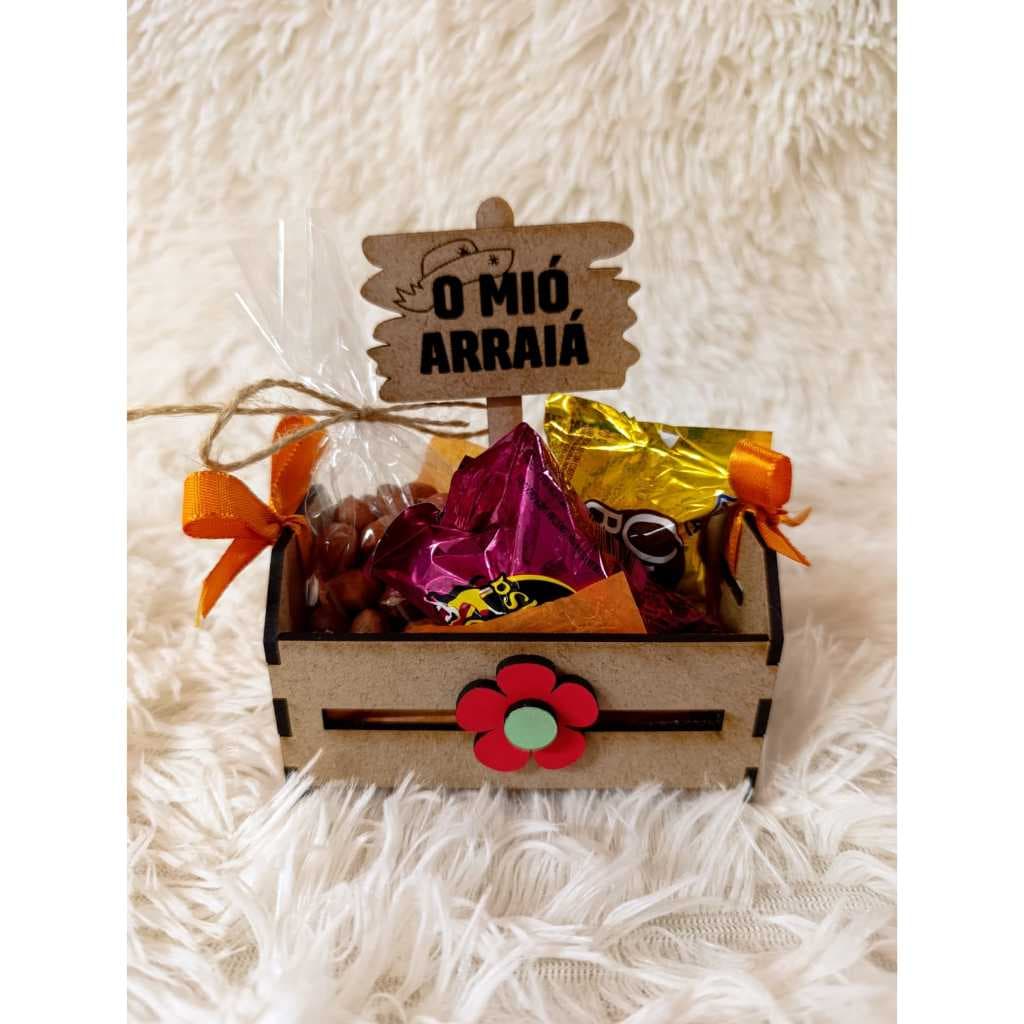Lembrancinha Festa Junina Mini Caixote com Plaquinha Mió Arraiá