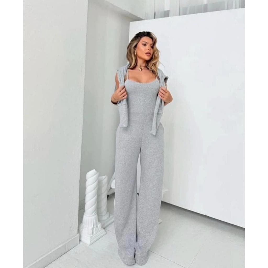 Conjunto Macacão + Blusa Manga Longa Tecido Lãnzinha Modelagem Solta