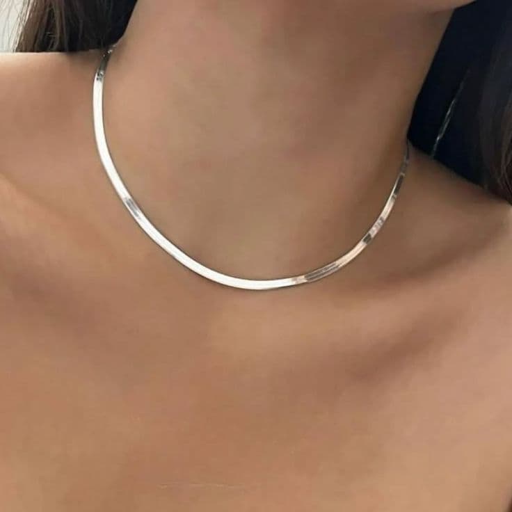 Choker Feminina  Laminada Lisa Moderno Minimalista Banhado a Prata 925