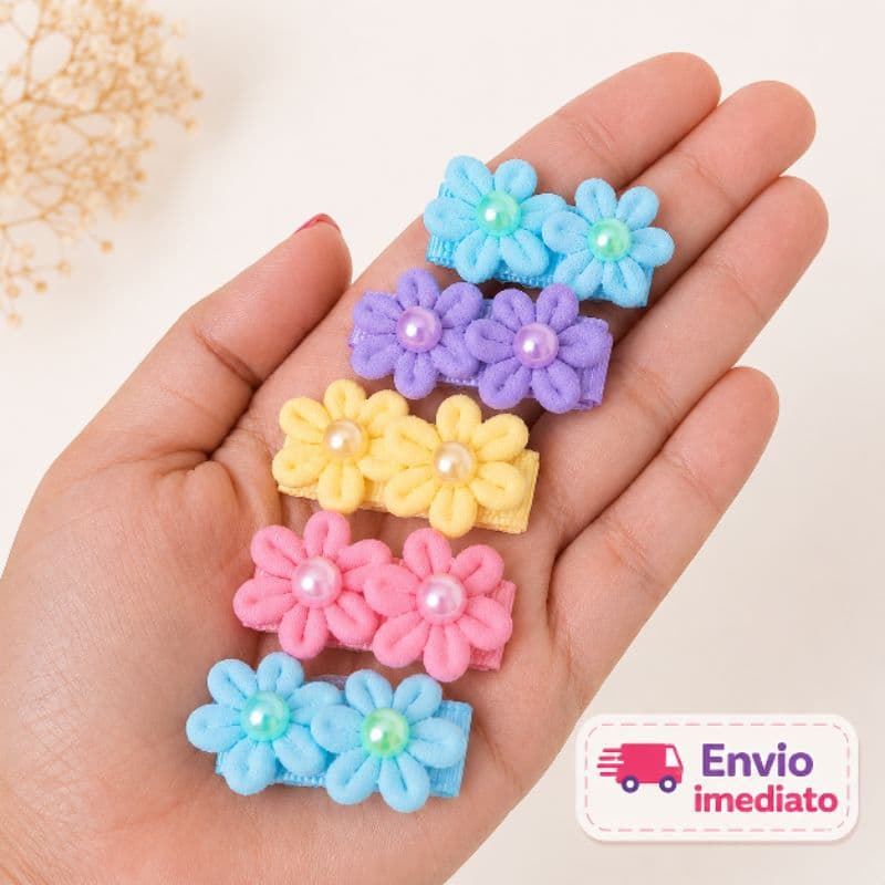 Lacinhos para Bebê  Delicadas Laço de cabelo infantil Laços no velcro  recém nascida Antedeslizante