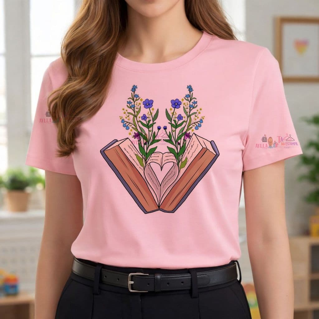 Blusa Tshirt Feminina LIVROS FLORES AZUL blusa personalizada Profissão Cuidadora Moda feminina Plus size