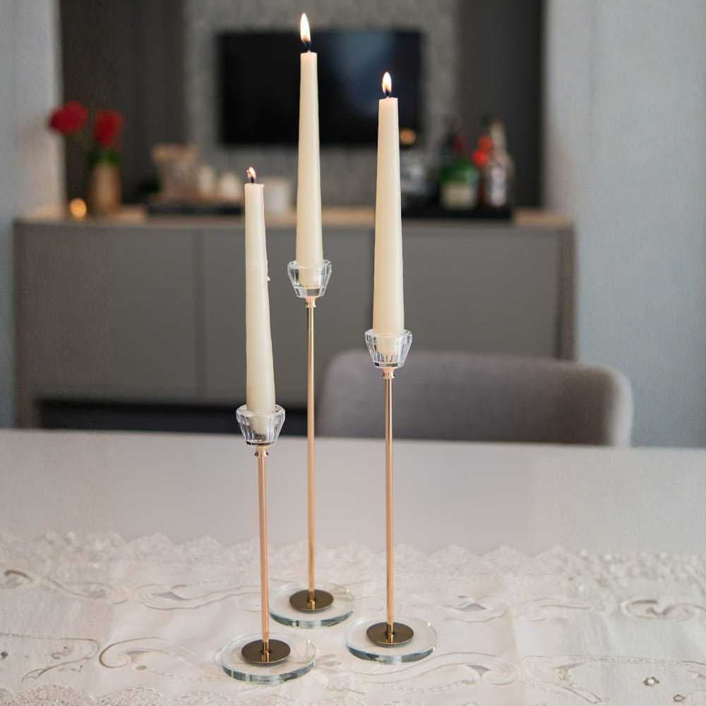 Conjunto 3 castiçais, diferentes tamanhos, cristal e metal, para velas longas, rosqueável, elegante e moderno.