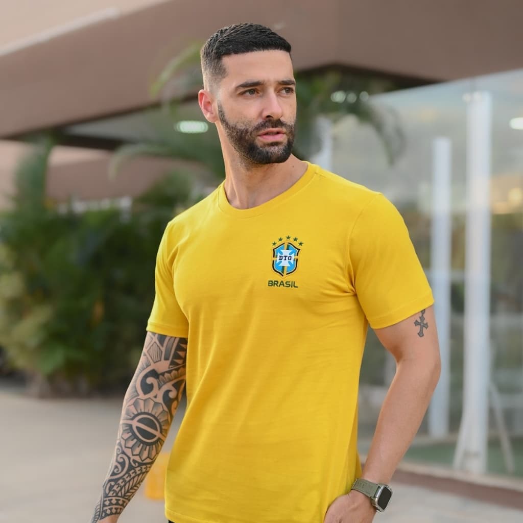 CAMISETA MASCULINA DE ALTA QUALIDADE
