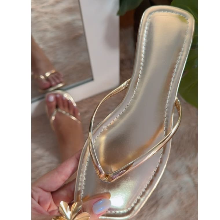 Rasteirinha Feminina Sandália Feminina Estilo Chinelo